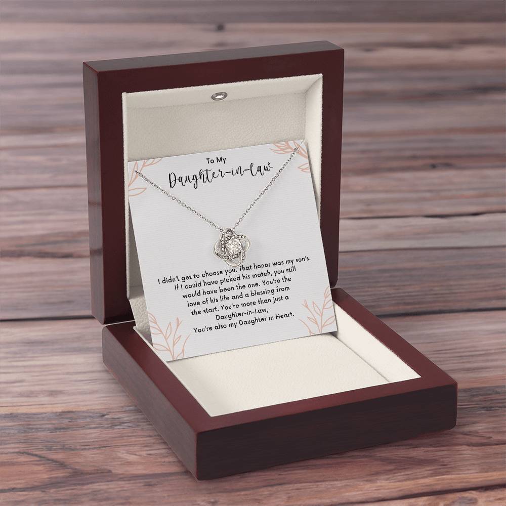 💖 Daughter-in-Law Daughter in Heart | Gift for Christmas, Anniversary, or Birthday 💖Love Knot Necklace